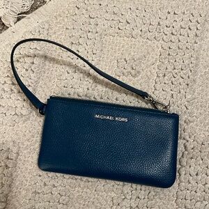 Adorable little wristlet